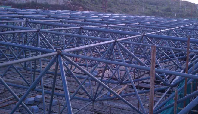 淮北概述网架加工公司对网架保温隔热的办法