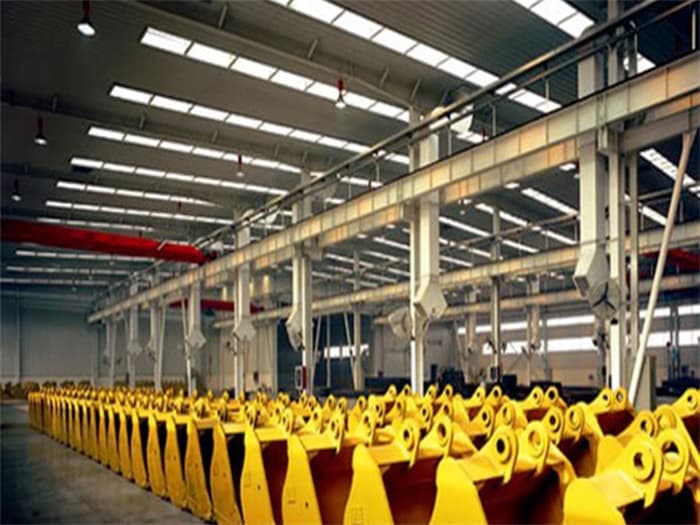 淮北徐工集团挖掘机装配车间